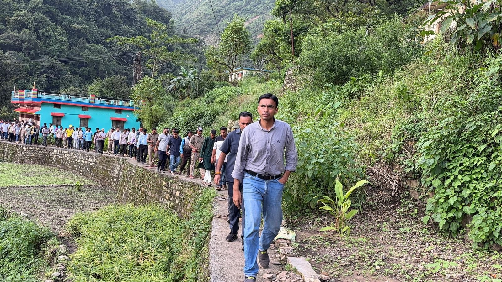 आपदा प्रभावित क्षेत्र में रहते ही आपदा राहत कार्य हेतु विशेष तहसीलदार, बीडीओ कर दिया अग्रिम आदेशों तक तैनात