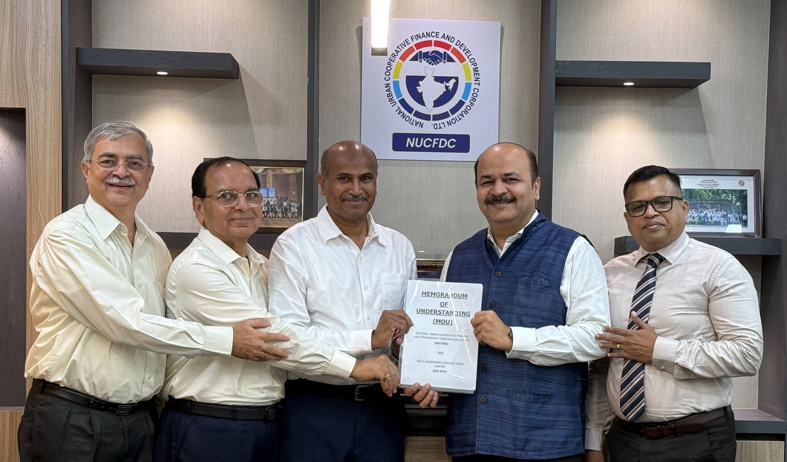 एनयूसीएफडीसी और सीएससी एसपीवी ने अर्बन कोऑपरेटिव बैंकों के डिजिटल ट्रांसफॉर्मेशन को गति देने के लिए समझौता किया