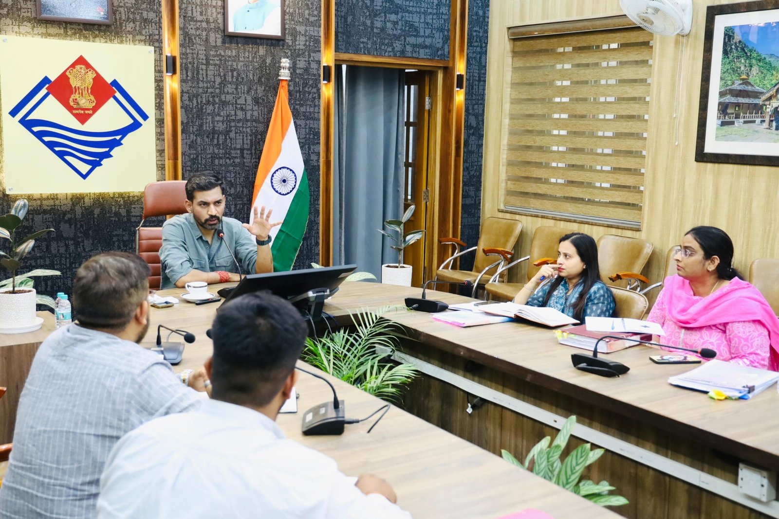 ग्रीन बिल्डिंग परियोजना की प्रगति में तेजी लाने तथा नियमित मॉनिटरिंग के निर्देश